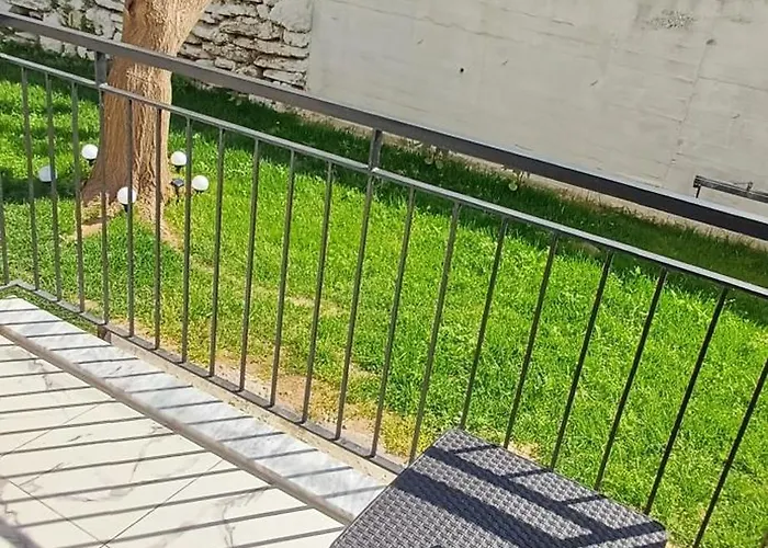 Olive House Ξενοδοχείο *