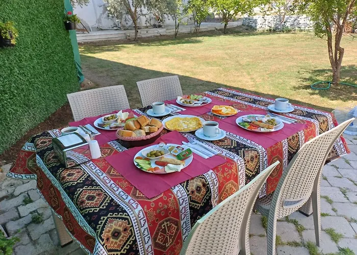 Olive House Ξενοδοχείο *