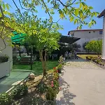 Hotel Olive House