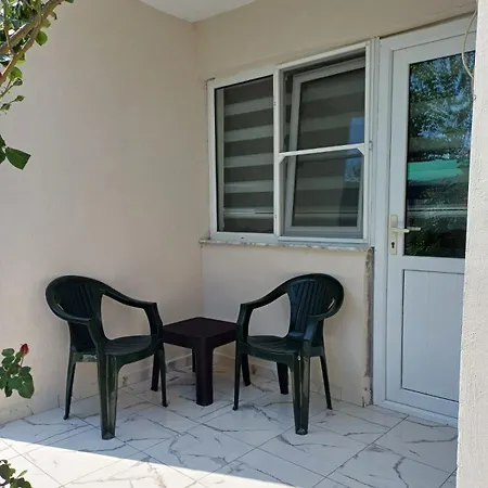 Olive House פמוקלה