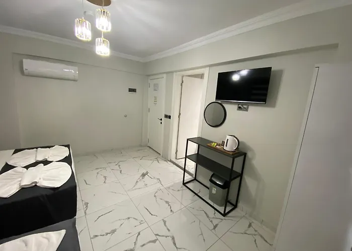 Olive House Hotell *